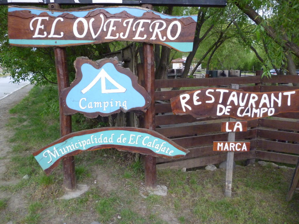 Camping Y Hostal El Ovejero El Calafate Esterno foto