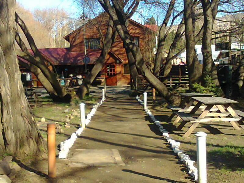 Camping Y Hostal El Ovejero El Calafate Esterno foto